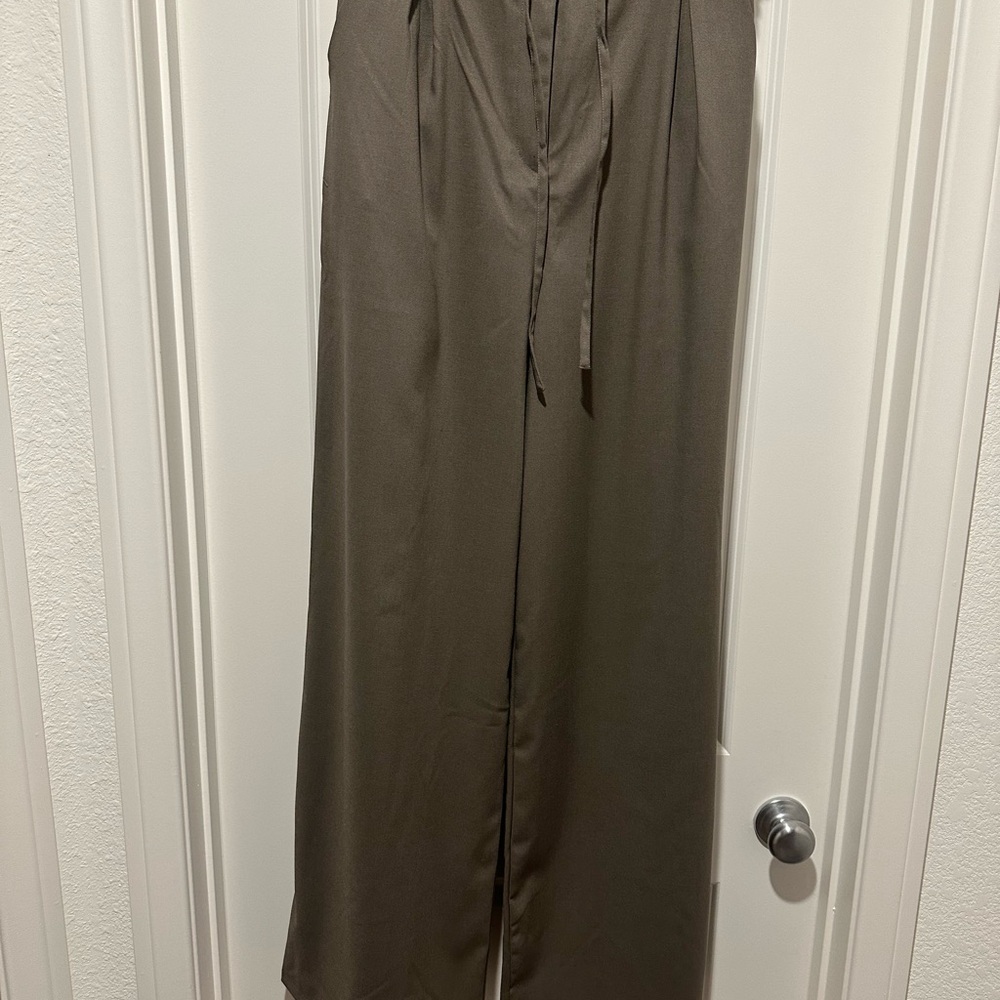 NEW - Chic Brushed Khaki Wide-Leg Pants